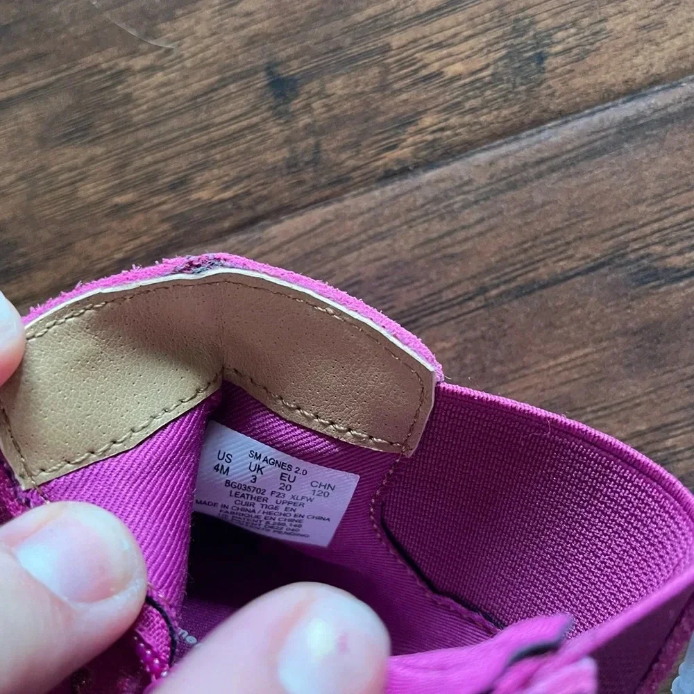 NWT Stride Rite 2.0 Hot Pink Booties- Leather upper -Size 4M, 20EU-Adorable